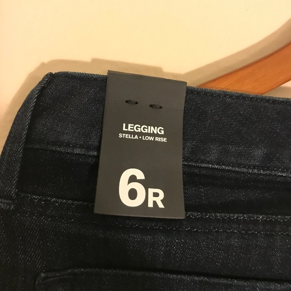 Express NWT Stella Low Rise Jean Legging Dark Wash - Picture 5 of 7